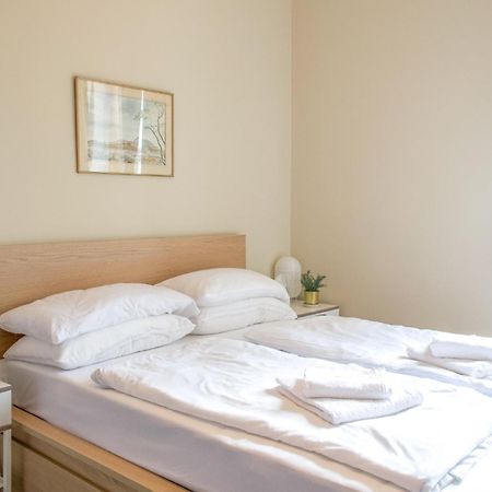 Bright Spacious Edinburgh City Centre Apartment المظهر الخارجي الصورة